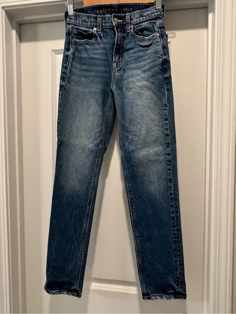 American Eagle Outfitters Women’s Size 000 Short Straight Fit Blue Denim Jeans
